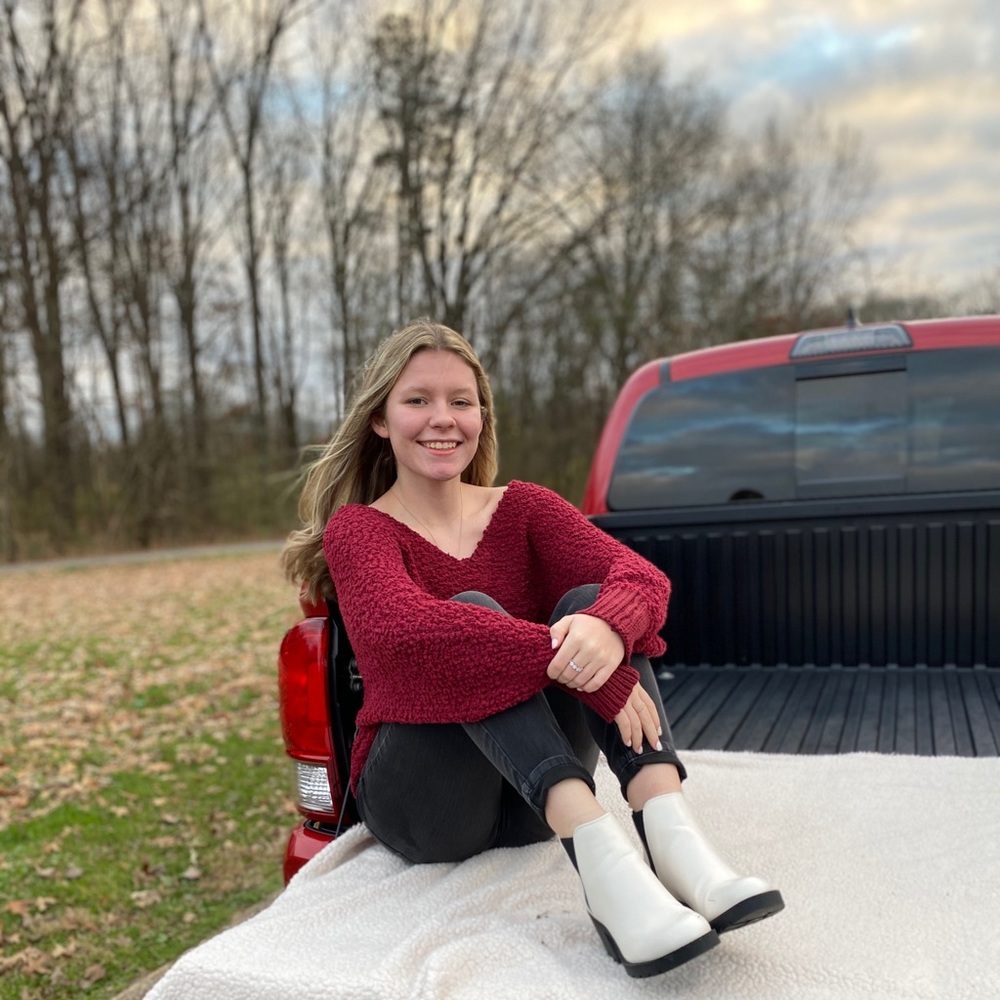 Meet your Posher, Haleigh